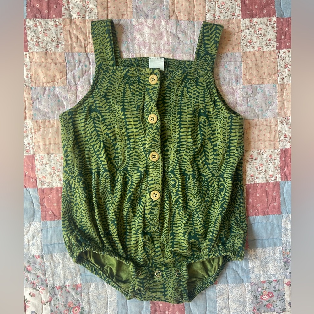 Kate Quinn fern bubble romper 12-18 months
